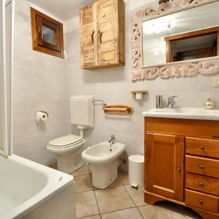 Bilocale Montano Apartmán